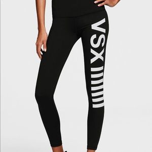 Victoria’s Secret sport leggings
